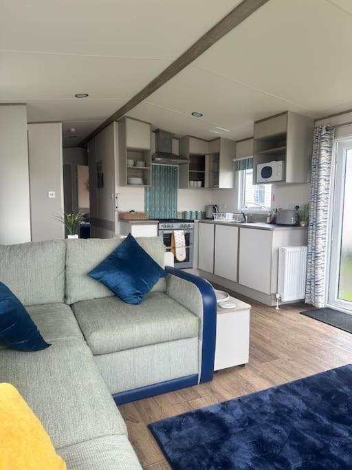 Serenity Coast Wyke Regis Екстериор снимка
