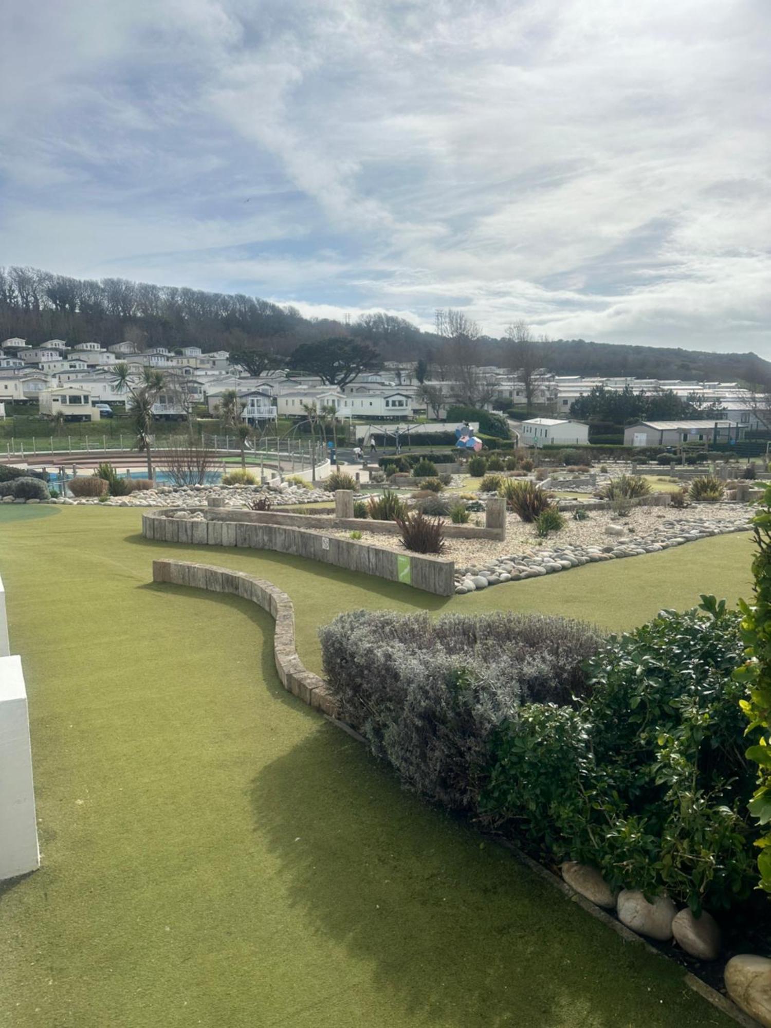 Serenity Coast Wyke Regis Екстериор снимка